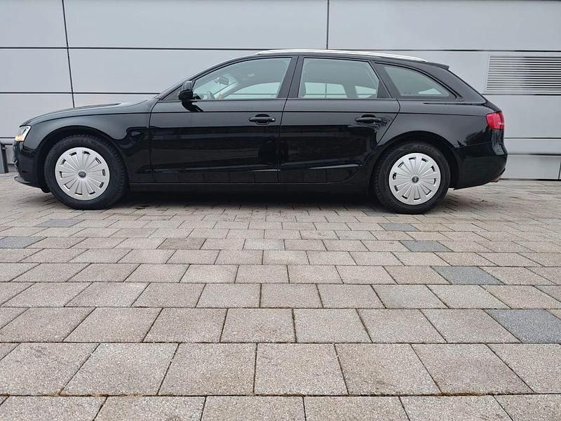 Gebraucht Audi A4 Ambition 150 PS (110 kW) 2015 Schwarz Kombi