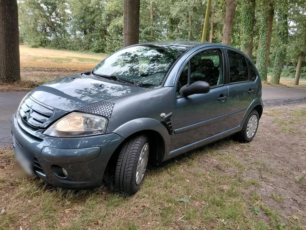 Gebraucht Citroën C3 60 PS (44 kW) 2006 Grau Kleinwagen