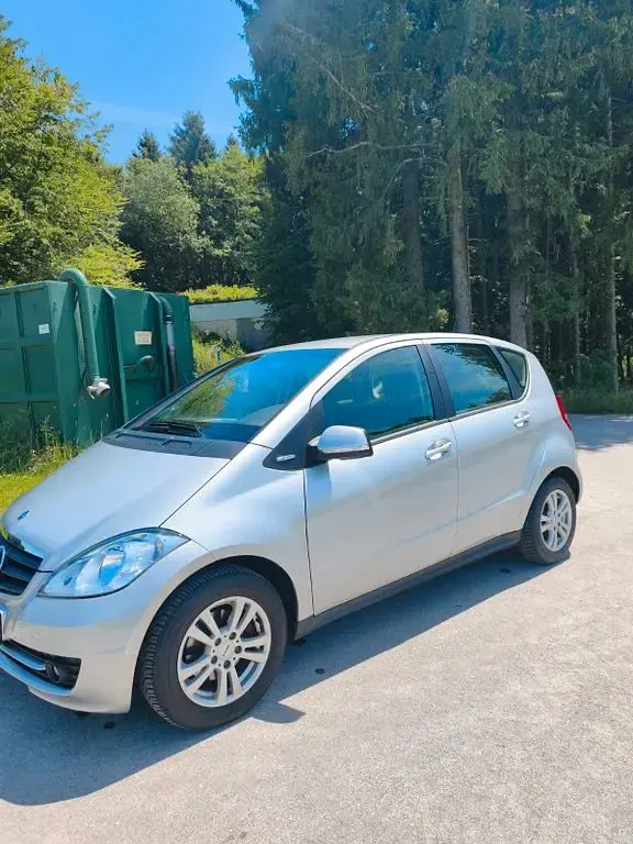 Gebraucht Mercedes A160 95 PS (69 kW) 2010 Schwarz Van / Kleinbus
