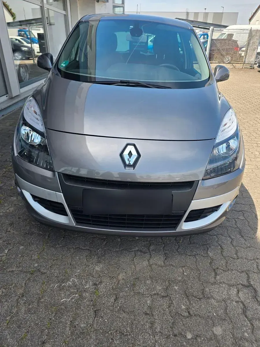 Gebraucht Renault Scénic III 150 PS (110 kW) 2010 Grau Van / Kleinbus