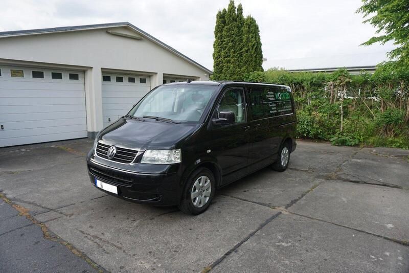 Schwarz Gebraucht 2004 VW T5 R Van | 21.900 € - Bild 1/4