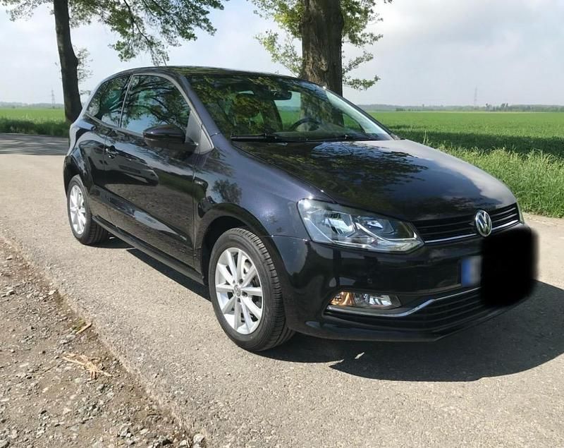 Gebraucht VW Polo LOUNGE 75 PS (55 kW) 2015 Schwarz
