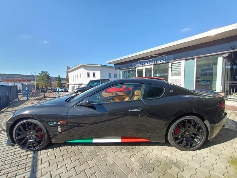 Gebraucht Maserati Granturismo 406 PS (298 kW) 2008 Schwarz Coupé