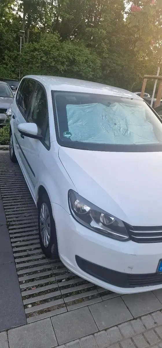 Gebraucht VW Touran 2014 Weiß Van / Kleinbus