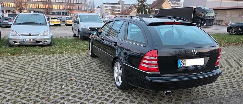 Gebraucht Mercedes C280 231 PS (169 kW) 2005 Schwarz Kombi