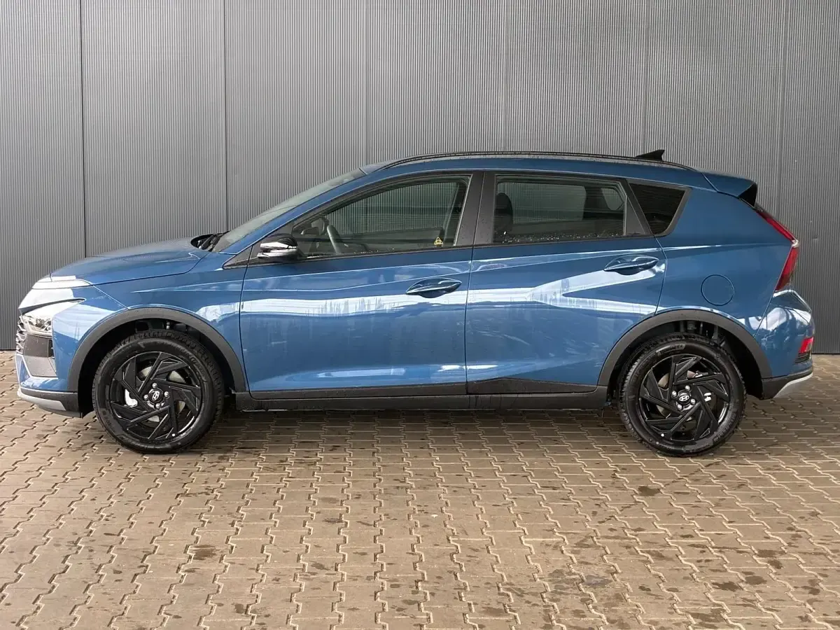 Neu Hyundai Bayon Comfort 90 PS (66 kW) 2026 Blau (vibrant blue) SUV