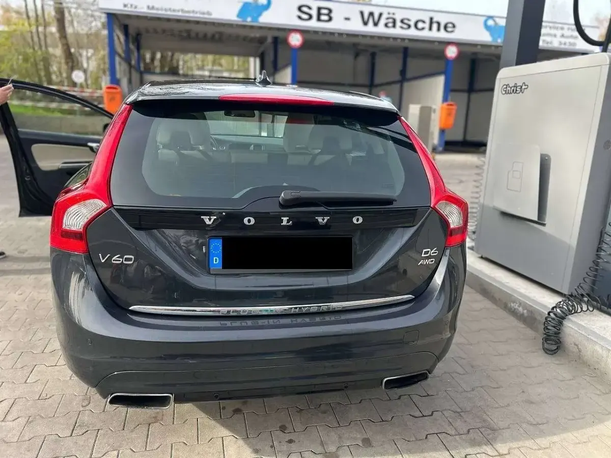 Gebraucht Volvo V60 292 PS (214 kW) 2013 Kombi