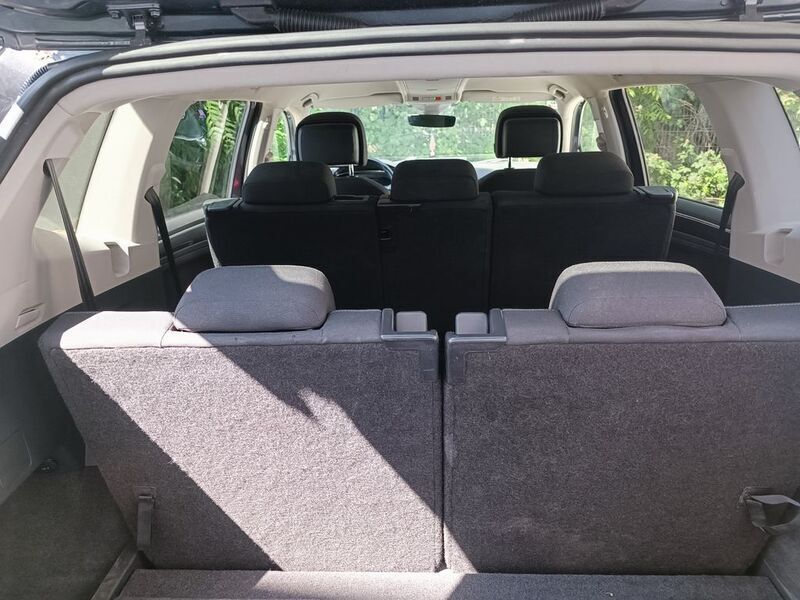 Grau Gebraucht 2019 VW Tiguan Allspace Comfortline SUV | 25.000 € (Etwas zu teuer) - Bild 1/4