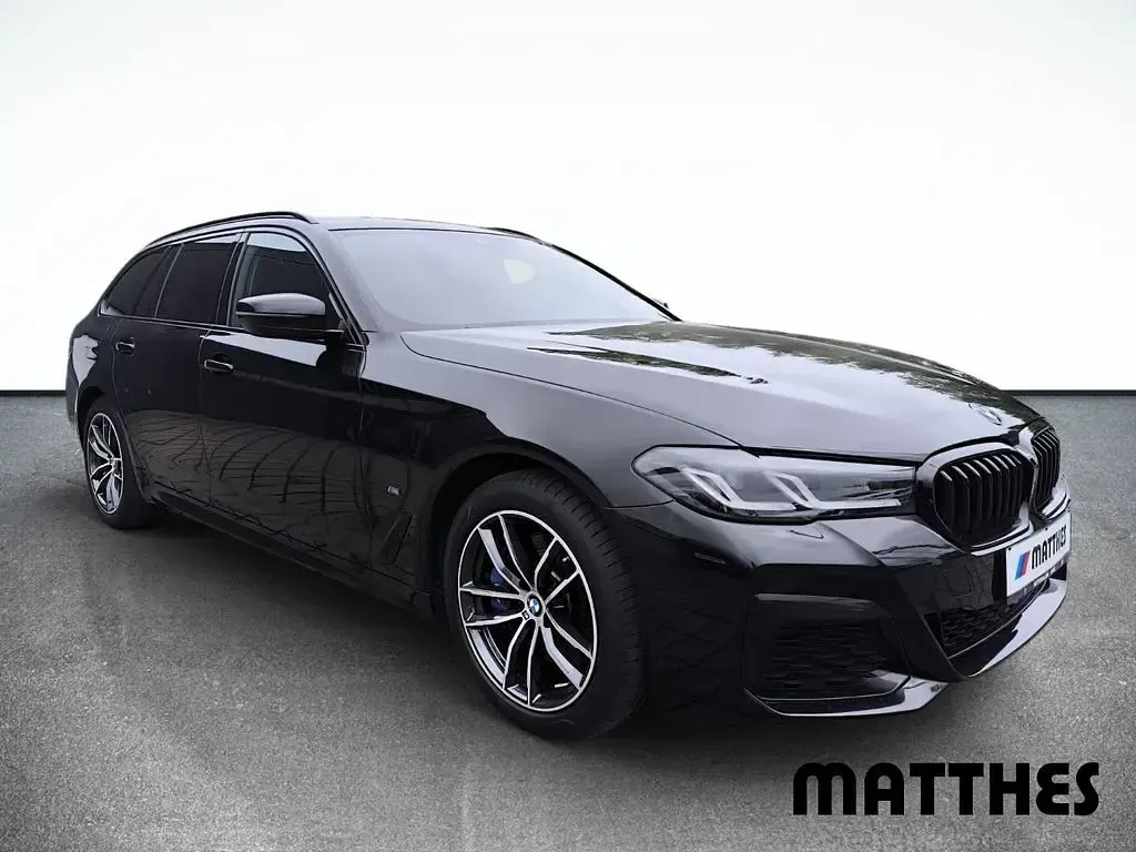 Gebraucht BMW 530e M Sport 184 PS (135 kW) 2021 Schwarz Kombi