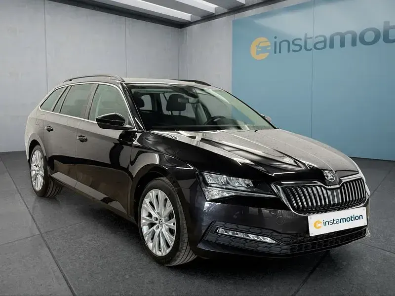 Gebraucht Skoda Superb 200 PS (147 kW) 2022 Andere Kombi