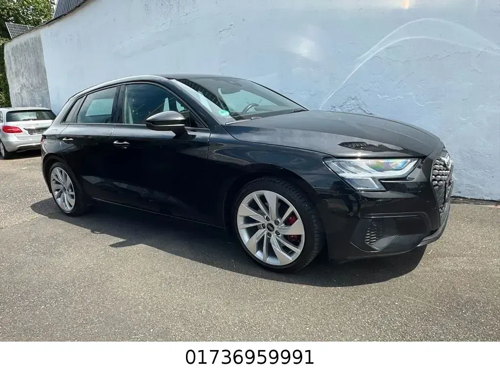 Gebraucht Audi A3 Basis 150 PS (110 kW) 2022 Schwarz Limousine