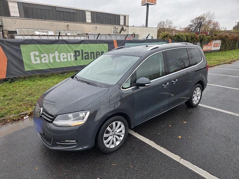 Gebraucht VW Sharan 150 PS (110 kW) 2016 Grau Van / Kleinbus