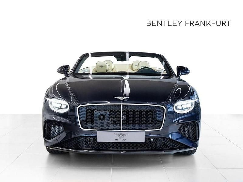 Neu Bentley Continental 680 PS (500 kW) 2025 Dark sapphire (dunkelblau) Cabrio