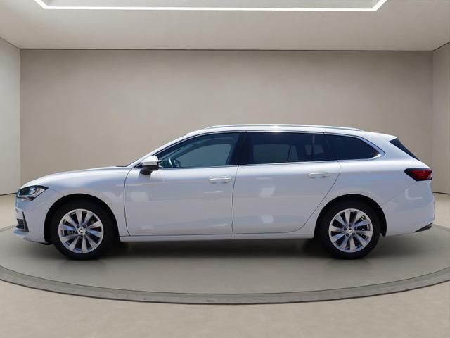 Purity white purity white Gebraucht 2024 Skoda Superb Selection Kombi | 34.100 € (Fairer Preis) - Bild 1/4