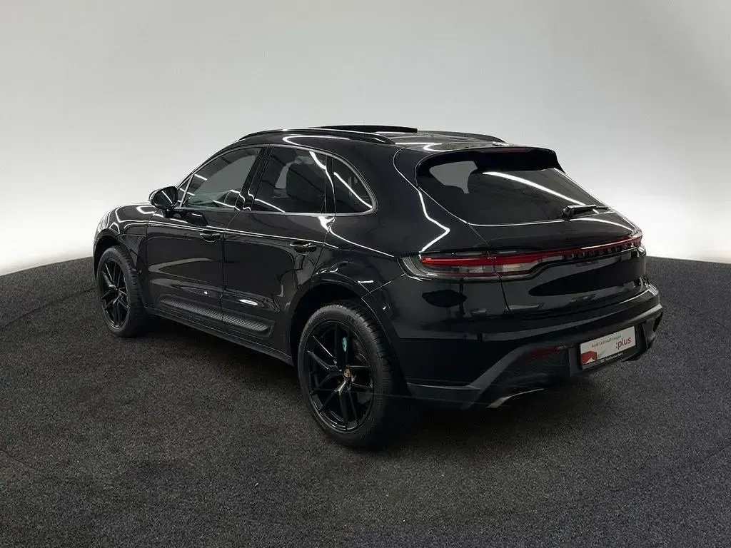 Gebraucht Porsche Macan Basis 265 PS (194 kW) 2022 Schwarz SUV