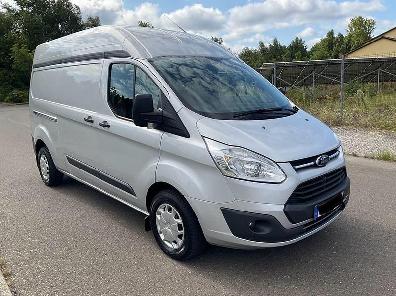 Silber Gebraucht 2017 Ford Transit Custom Trend Van / Kleinbus | 17.800 € (Fairer Preis) - Bild 1/4