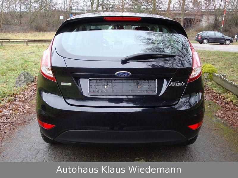 Gebraucht Ford Fiesta SYNC Edition 101 PS (74 kW) 2016 Schwarz Kleinwagen