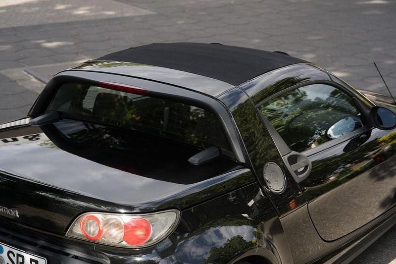 Gebraucht Smart Roadster 82 PS (60 kW) 2003 Schwarz Cabrio