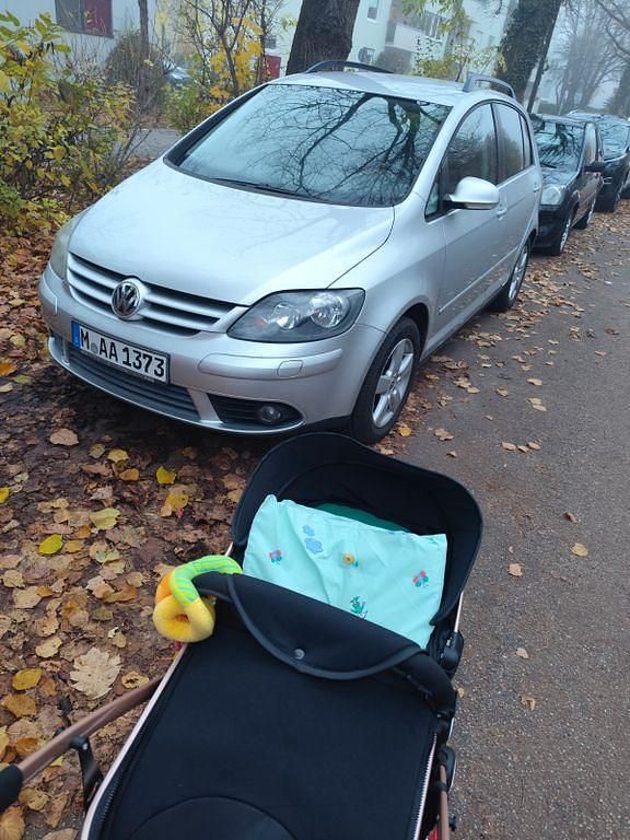 Gebraucht VW Golf Plus Cross United 102 PS (75 kW) 2008 Silber Van / Kleinbus