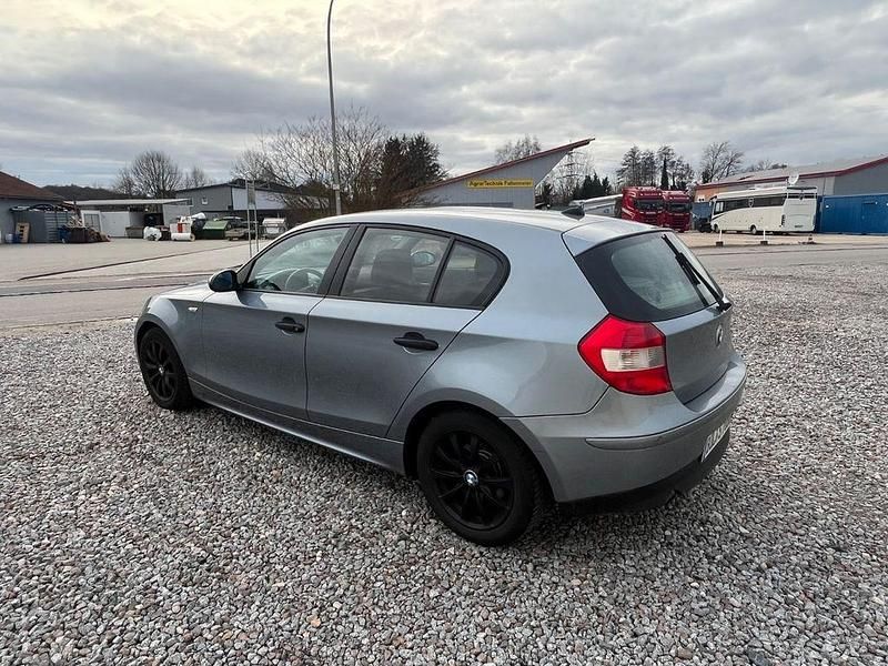 Gebraucht BMW 116 116 PS (85 kW) 2006 Grau Kleinwagen
