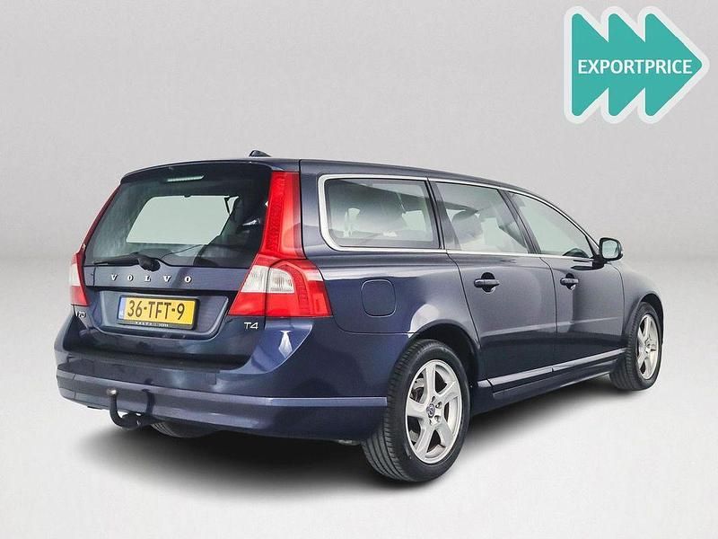 Gebraucht Volvo V70 179 PS (131 kW) 2012 Blau Kombi