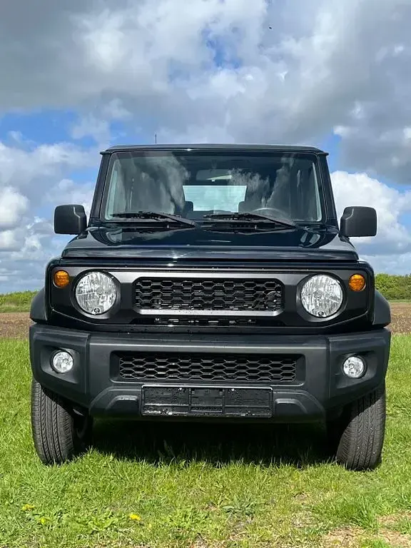 Neu Suzuki Jimny 102 PS (75 kW) 2025 Schwarz SUV