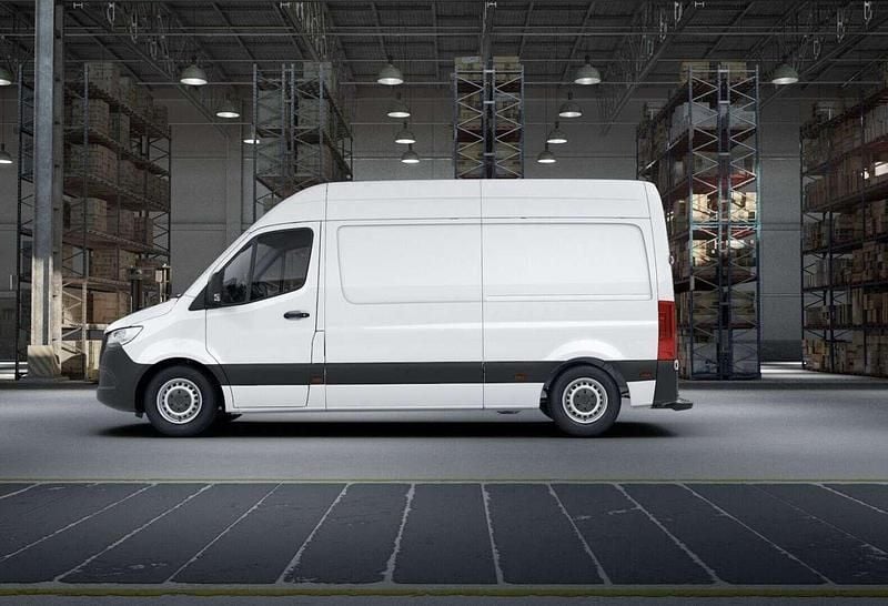 Gebraucht Mercedes Sprinter 114 PS (83 kW) 2023 Arktikweiß Van