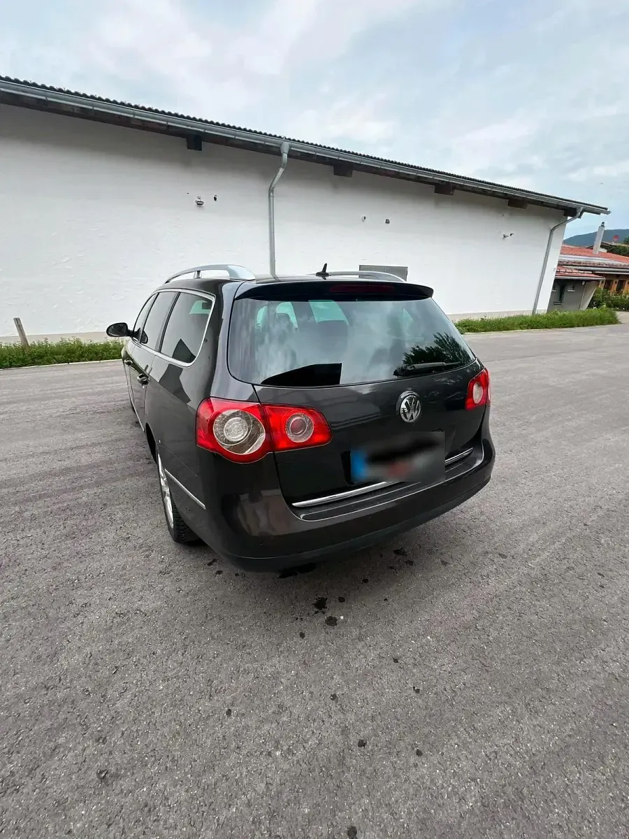 Gebraucht VW Passat 177 PS (130 kW) 2006 Braun Kombi