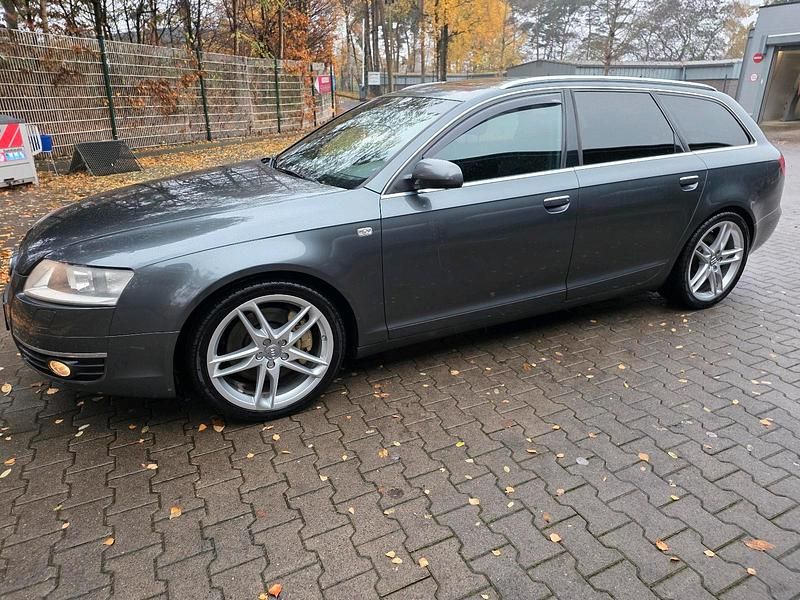 Grau Gebraucht 2025 Audi A6 S-Line Kombi | 7.000 € - Bild 1/4