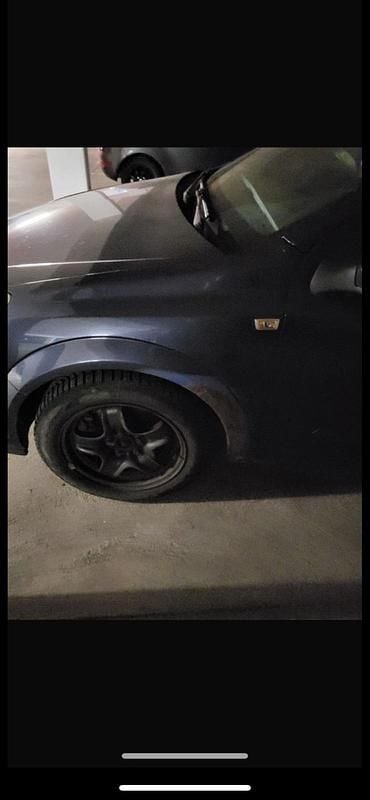 Second-hand Opel Astra 101 CP (74 kW) 2006 Albastru Berlinǎ