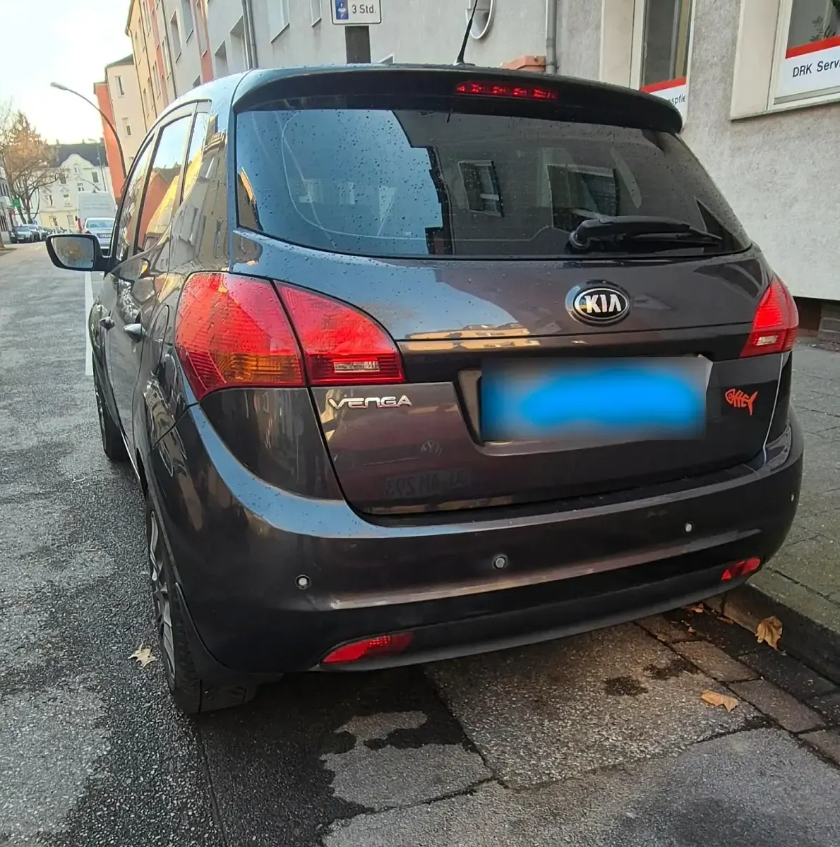 Gebraucht Kia Venga 125 PS (91 kW) 2014 Grau Kleinwagen