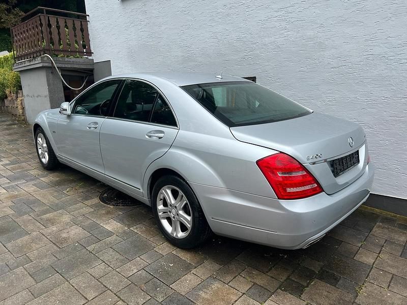 Gebraucht Mercedes S400 2010 Silber Limousine