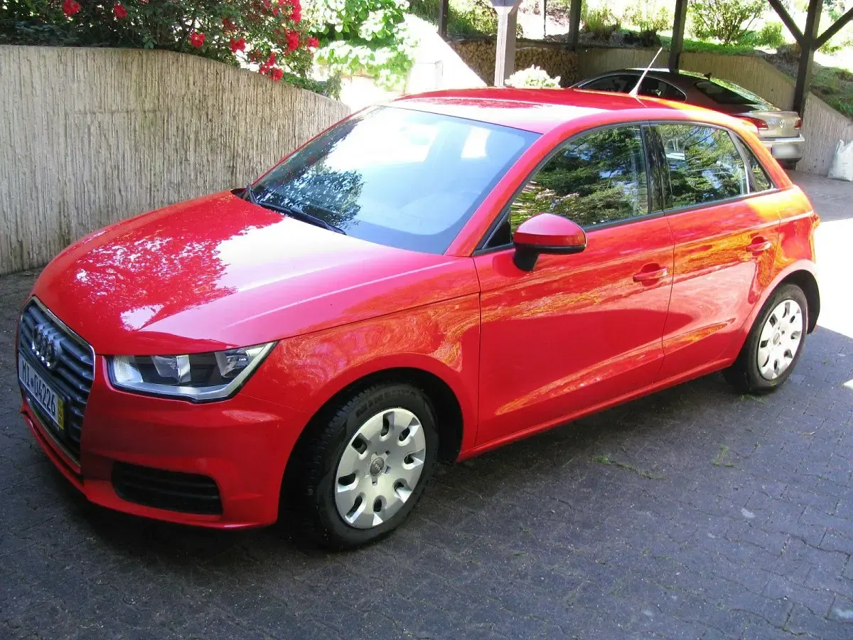 Gebraucht Audi A1 Sportback 95 PS (69 kW) 2015 Rot Kleinwagen