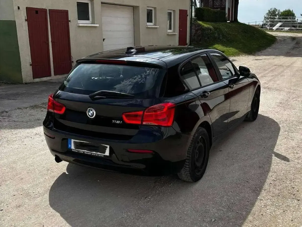 Gebraucht BMW 118 136 PS (100 kW) 2017 Schwarz Kleinwagen