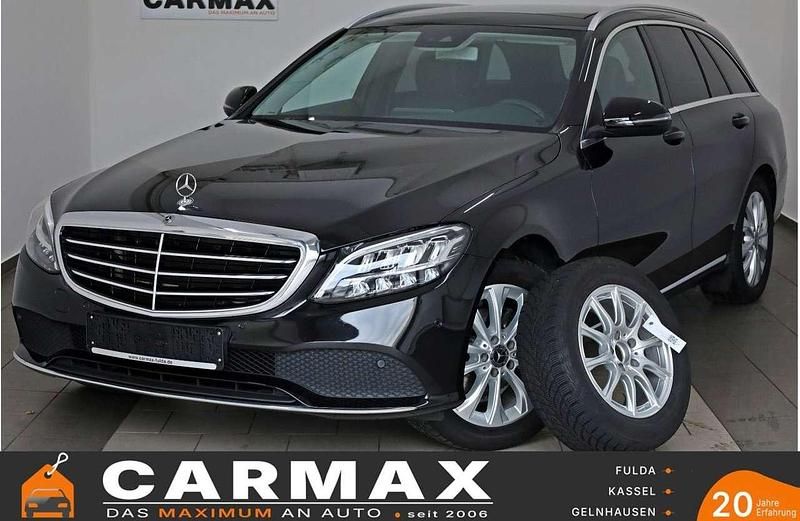 Schwarz Gebraucht 2020 Mercedes C180 Kombi | 19.800 € (Guter Preis) - Bild 1/4