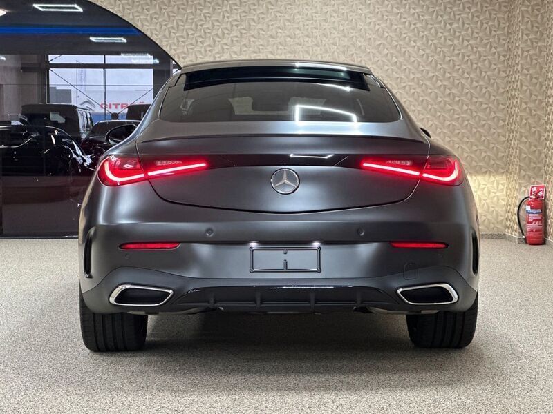 Neu Mercedes CLE450 AMG line 381 PS (280 kW) 2025 Schwarz Coupé