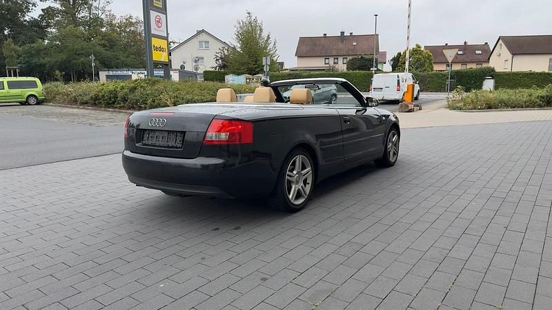 Gebraucht Audi A4 Cabriolet 120 PS (88 kW) 2004 Schwarz Cabrio
