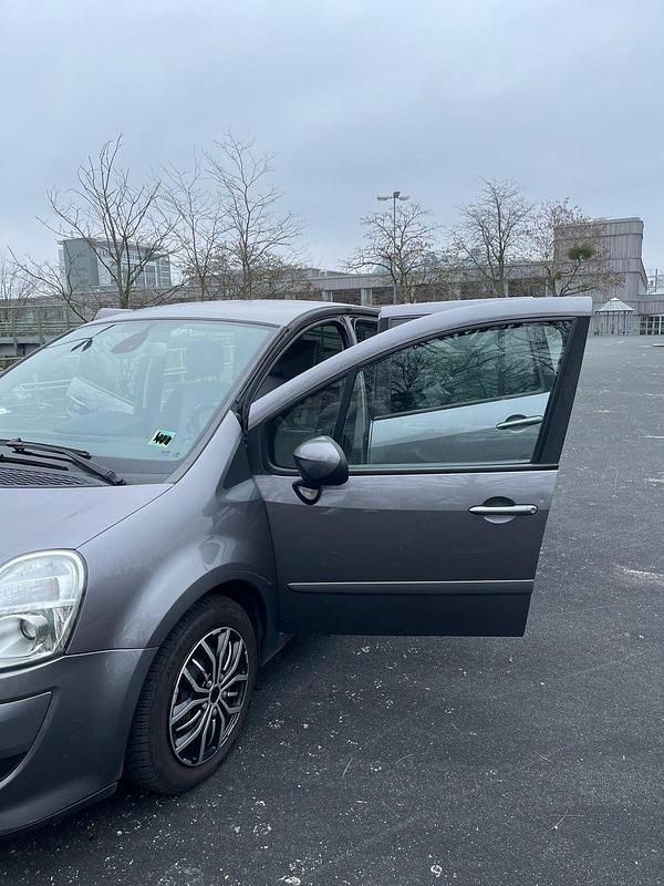 Second-hand Renault Modus Dynamique 111 CP (81 kW) 2009 Gri Monovolum