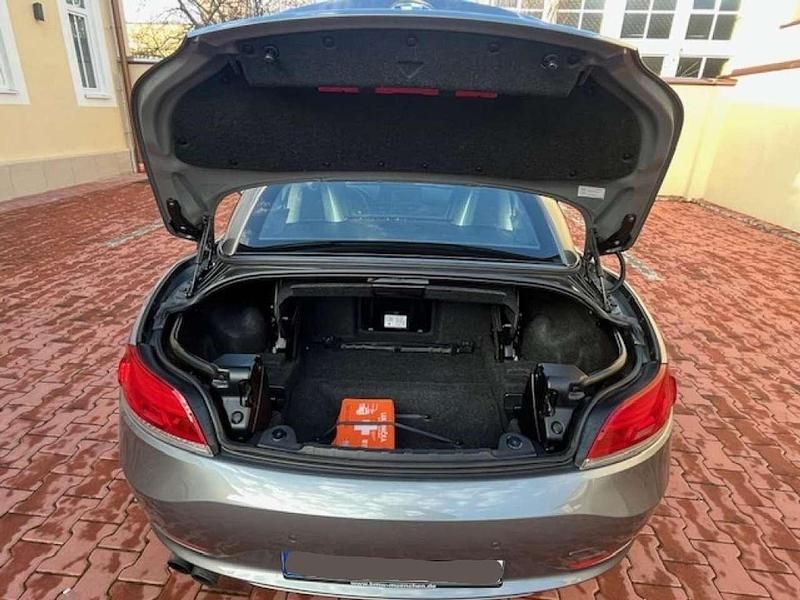 Gebraucht BMW Z4 Sport Line 184 PS (135 kW) 2013 Grau Cabrio