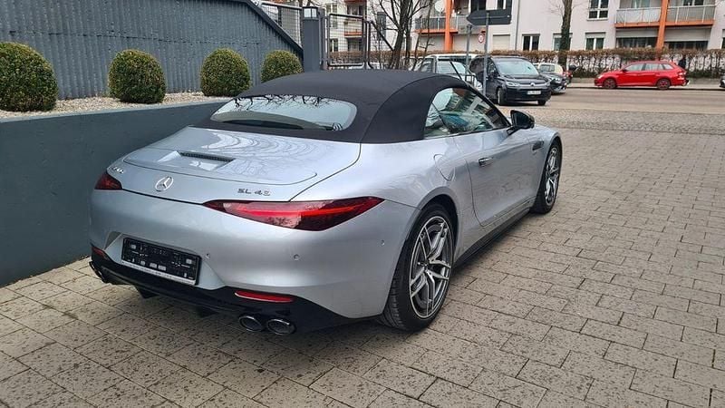 Gebraucht Mercedes SL43 AMG Premium Plus 381 PS (280 kW) 2023 Silber Cabrio
