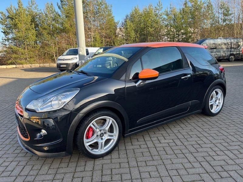 Schwarz Gebraucht 2011 Citroën DS3 Limousine | 7.900 € (Fairer Preis) - Bild 1/4