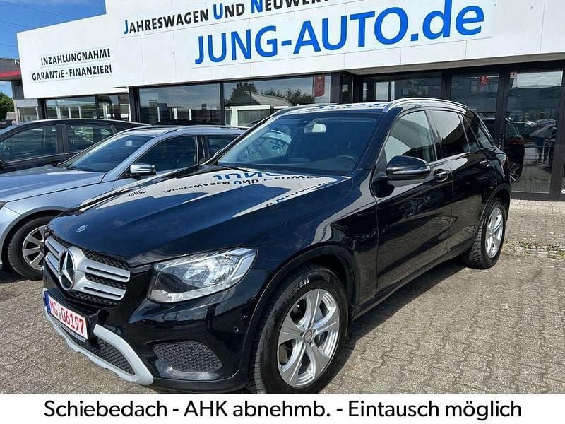 Schwarz Gebraucht 2016 Mercedes GLC250 SUV | 16.990 € (Superpreis) - Bild 1/4