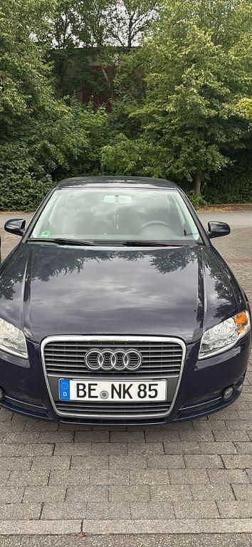 Blau Gebraucht 2006 Audi A4 Limousine | 2.000 € (Superpreis) - Bild 1/4