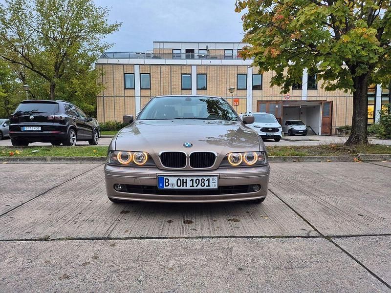 Gebraucht BMW 530 231 PS (169 kW) 2001 Beige Limousine