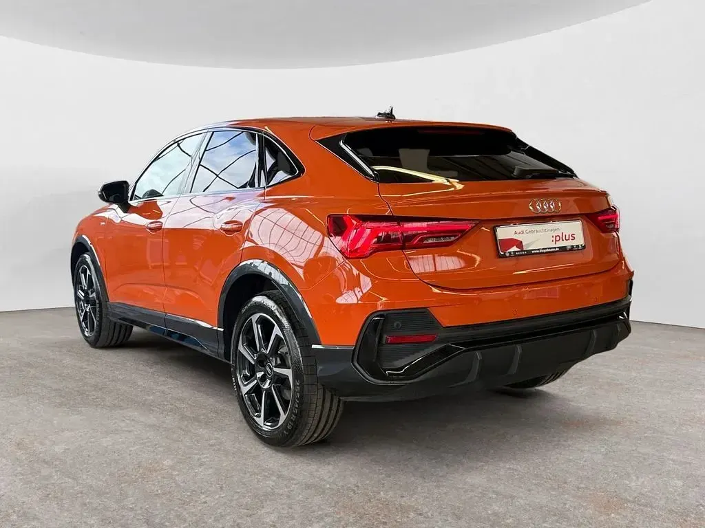 Gebraucht Audi Q3 Sportback S-Line 150 PS (110 kW) 2025 Pulsorange SUV