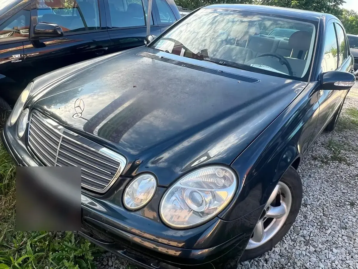 Gebraucht Mercedes E280 Avantgarde 177 PS (130 kW) 2005 Blau Limousine