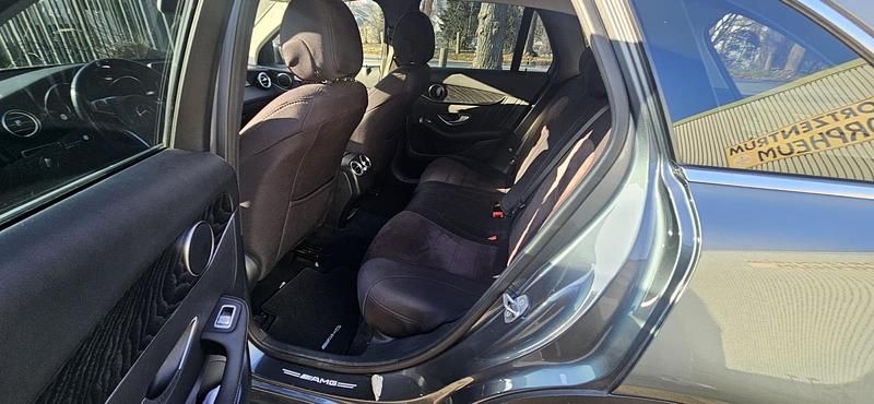 Gebraucht Mercedes GLC250 204 PS (150 kW) 2017 Grau SUV