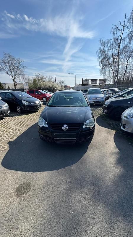 Gebraucht VW Polo 80 PS (58 kW) 2009 Schwarz Kleinwagen