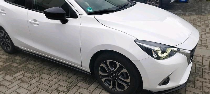 Gebraucht Mazda 2 Edition 90 PS (66 kW) 2017 Andere farben Kleinwagen