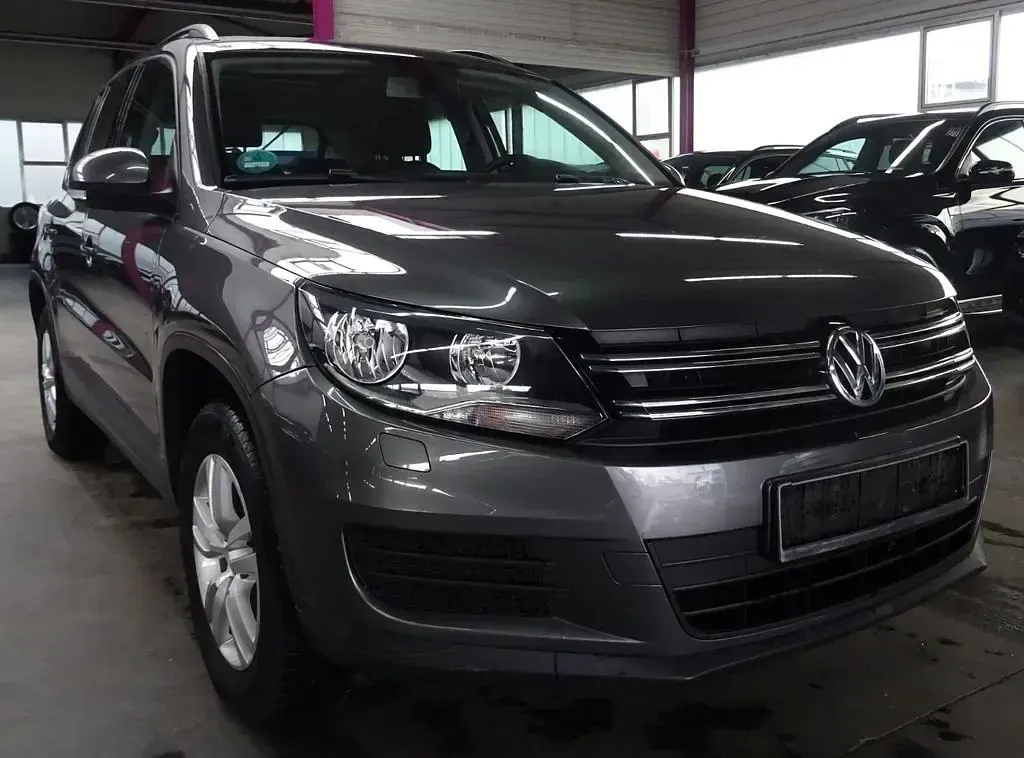 Gebraucht VW Tiguan 122 PS (89 kW) 2012 Grau SUV